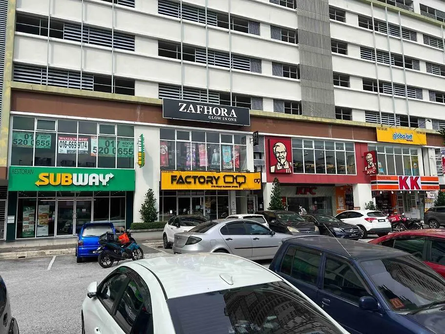 Playstaytion Centura 3 Bedroom 2 Bathroom By Rbnb Kuala Lumpur Apartment
